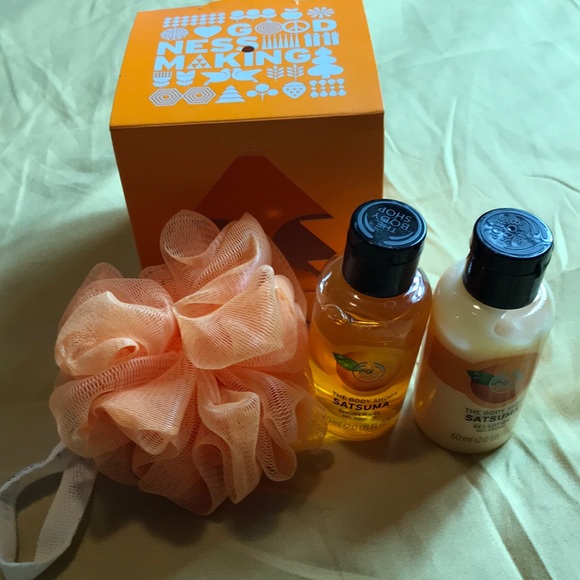 Accessories - The body shop SATSUMA SET. GEL-LOTION.